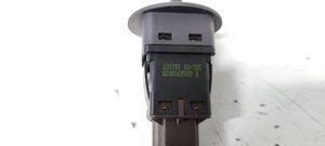 Renault Megane II Passenger airbag on/off switch 8200169589B