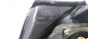 Toyota Corolla Verso E121 Feux arrière / postérieurs 1827