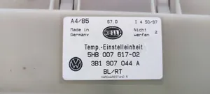 Volkswagen PASSAT B5 Ilmastoinnin ohjainlaite 3B1907044A