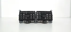 KIA Sportage Grille d'aération centrale KM84810A