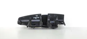 Volvo C30 Support de pare-chocs arrière 30657218