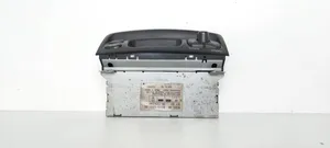 Toyota Yaris Radio/CD/DVD/GPS-pääyksikkö 8611052021B0