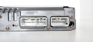 Toyota Yaris Unità principale autoradio/CD/DVD/GPS 8612052030