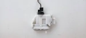 Volkswagen PASSAT B3 Central locking vacuum pump 357862153H