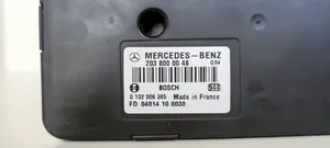 Mercedes-Benz E W211 Pompe à vide verrouillage central 2038000048