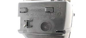 Mercedes-Benz E W211 Cenicero de la puerta trasera A2118100730