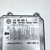 Volkswagen Transporter - Caravelle T5 Module de contrôle airbag 1C0909605A