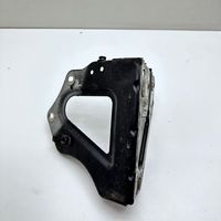 Audi A6 S6 C6 4F Supporto di montaggio del parafango 4F0821136A