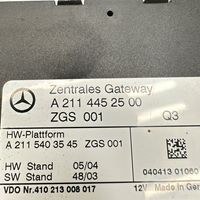 Mercedes-Benz E W211 Centralina/modulo chiusura centralizzata portiere A2114452500