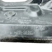 Audi A4 S4 B7 8E 8H Panel wykończeniowy błotnika 8E0821112A