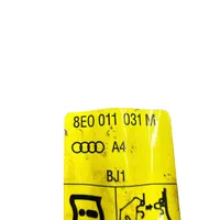 Audi A4 S4 B7 8E 8H Cric di sollevamento 8E0011031M