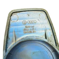 Audi A6 S6 C6 4F Logu šķidruma tvertnes aizpildīšanas caurule 8D0955455