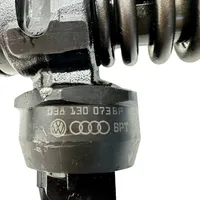 Audi A4 S4 B7 8E 8H Sprauslu komplekts 038130073BP
