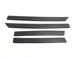 Seat Leon (1P) Rivestimento della portiera anteriore (modanatura) 13628929065