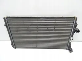 Volkswagen Golf VI Radiateur de refroidissement 1K0121253BB
