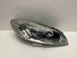 Volvo C70 Lampa przednia 31299751