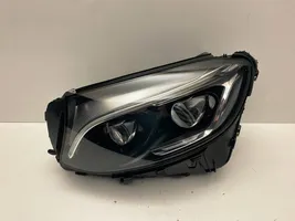 Mercedes-Benz GLC X253 C253 Lampa przednia A2539065701