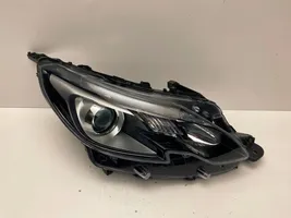 Peugeot 2008 I Headlight/headlamp 9825313680