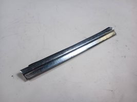 Mercedes-Benz SL R107 Rivestimento vetro lato posteriore 