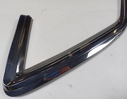 Mercedes-Benz SL R107 Rear side glass trim 1076980189