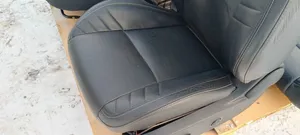 Dodge Challenger Sėdynių komplektas 