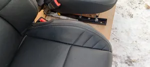 Dodge Challenger Seat set 