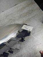 Mercedes-Benz Vaneo W414 Lampa przednia A4148200161