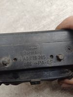 Audi A4 S4 B5 8D Maniglia esterna per portiera posteriore 4A0839205