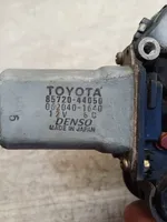 Toyota Avensis Verso Takaoven ikkunan nostomoottori 8572044050