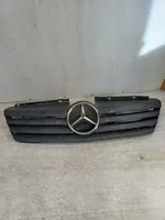 Mercedes-Benz Vaneo W414 Maskownica / Grill / Atrapa górna chłodnicy A4148880060