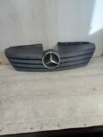 Mercedes-Benz Vaneo W414 Etupuskurin ylempi jäähdytinsäleikkö A4148880060