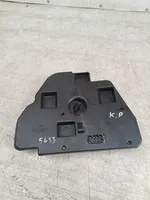 BMW 5 E39 Cubierta del soporte de la lámpara de la luz trasera 8363565