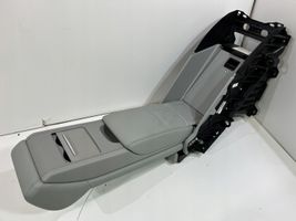 Audi A8 S8 D2 4D Bracciolo sedile posteriorepo 4H0| 68475634065315,106