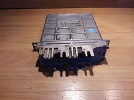 Opel Vectra B Sterownik / Moduł ECU 0281001335