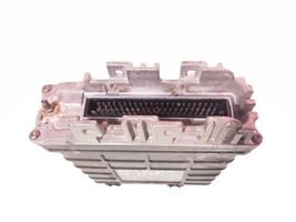 Volkswagen Golf III Calculateur moteur ECU 0281001308