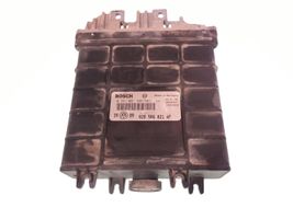 Volkswagen Golf III Calculateur moteur ECU 0281001308