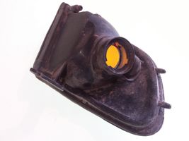 Nissan Sunny Indicatore di direzione anteriore 183177B