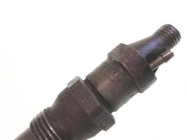 Volkswagen PASSAT B3 Injecteur de carburant 068130202A