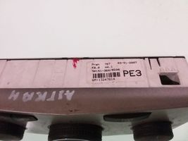 Opel Astra H Panel klimatyzacji 13247814