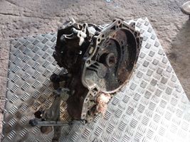 Opel Astra H Manuaalinen 5-portainen vaihdelaatikko 55565177