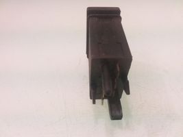 Volkswagen PASSAT B5 Interruptor de la calefacción de la luna/parabrisas 3B0959621C