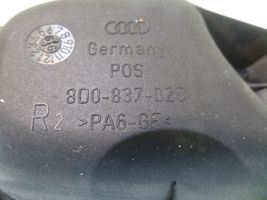 Audi A4 S4 B5 8D Rivestimento della maniglia interna per portiera posteriore 8D0837020