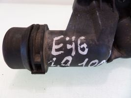 BMW 3 E46 Boîtier de thermostat / thermostat 