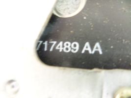 Chrysler Voyager Zamek drzwi bocznych / przesuwnych 04717489AA