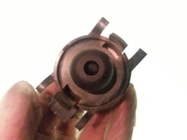 BMW 5 E39 Vacuum valve 64111384253