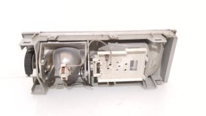 Volkswagen Multivan T5 Illuminazione sedili posteriori 7H5947405