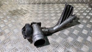 Mercedes-Benz Vaneo W414 Zawór EGR A6680900454