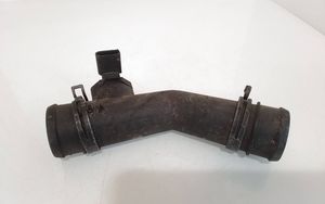 Volkswagen Sharan Tube d'admission de tuyau de refroidisseur intermédiaire 7M0145957N