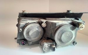 Volkswagen PASSAT B5 Faro/fanale 14742600