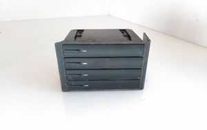 Volkswagen PASSAT B5 CD/DVD changer 8D0864219